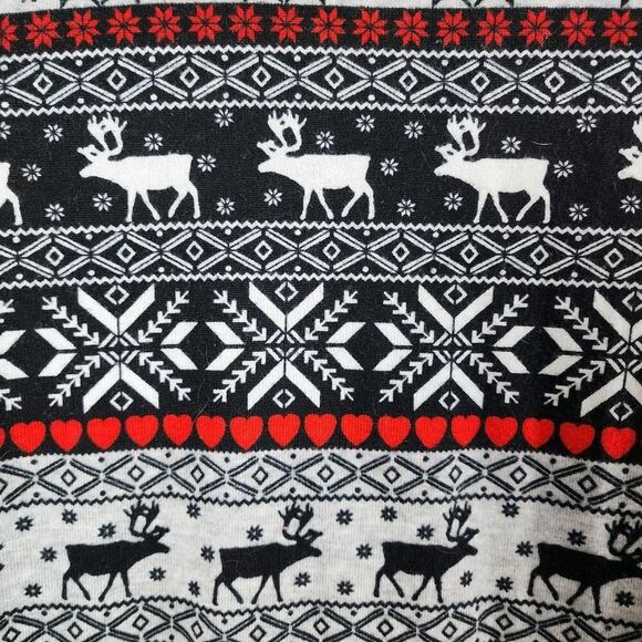 No Boundaries Nordic Reindeer Heart Knit Sweater Heather Gray Size XS - Picture 11 of 11